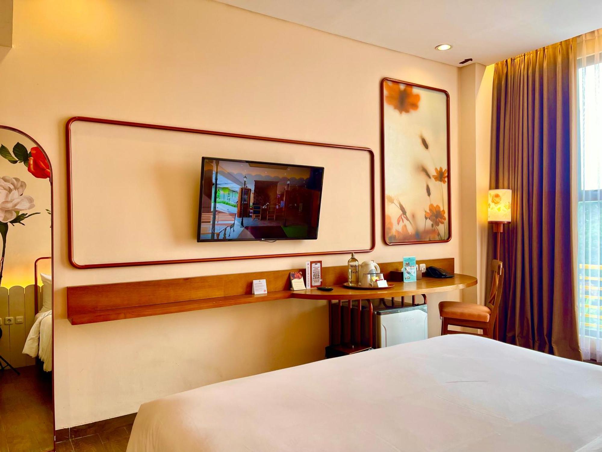 Hemangini Hotel Bandung Eksteriør billede