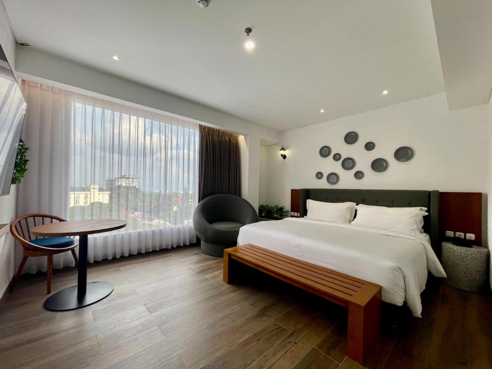 Hemangini Hotel Bandung Eksteriør billede
