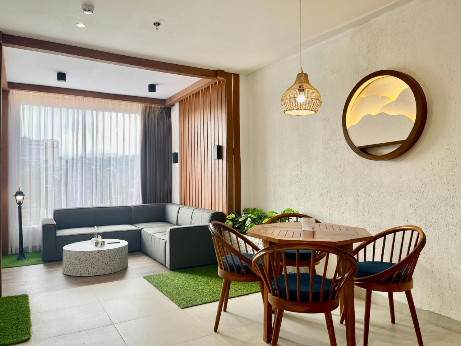 Hemangini Hotel Bandung Eksteriør billede