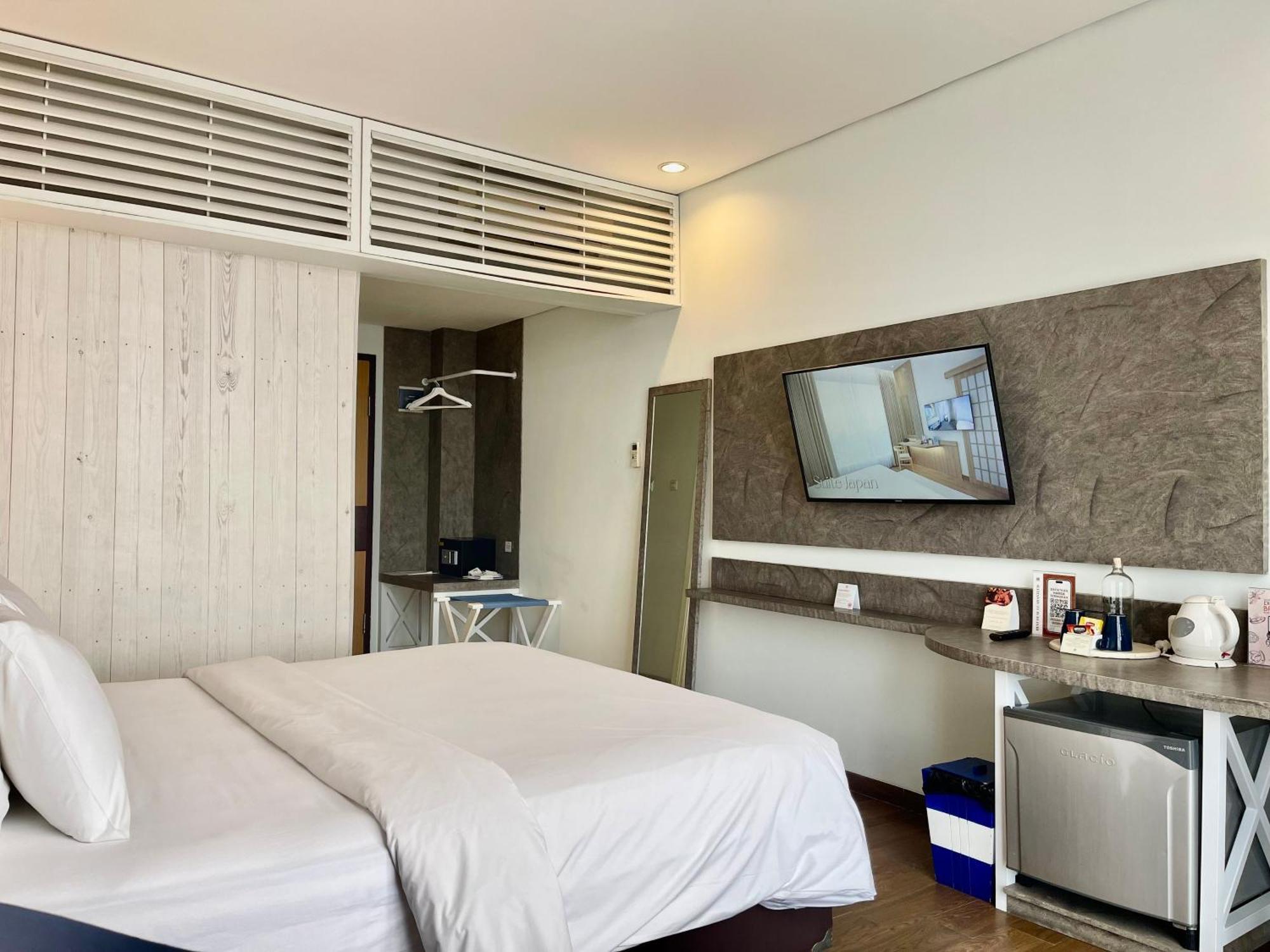 Hemangini Hotel Bandung Eksteriør billede