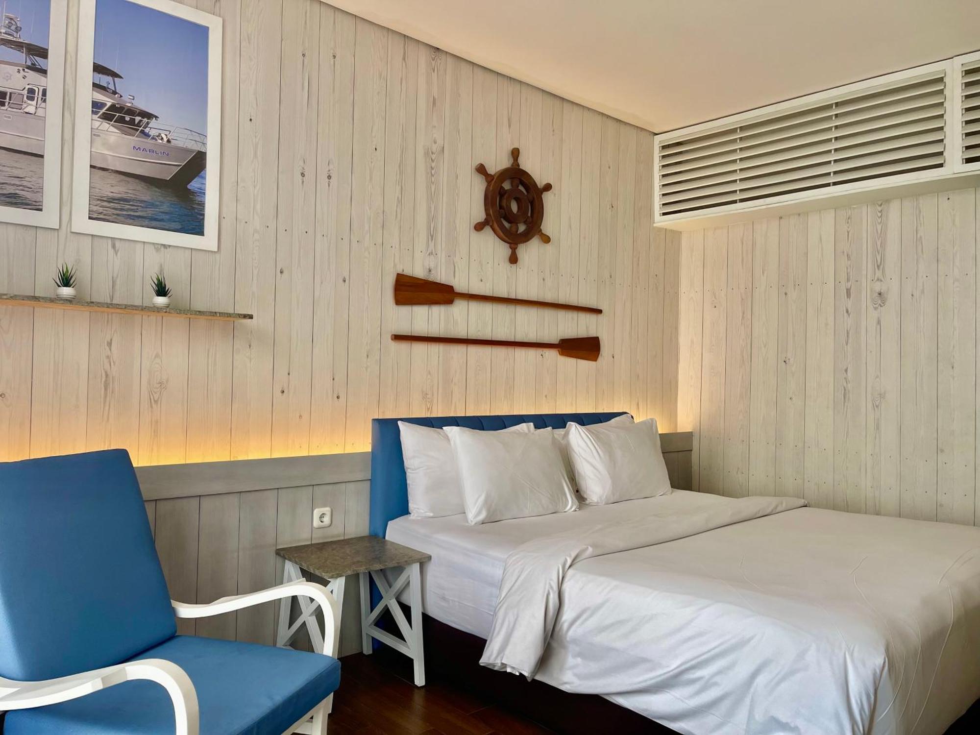 Hemangini Hotel Bandung Eksteriør billede